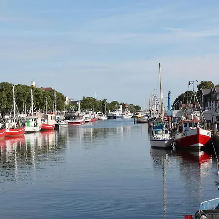 Gorgeous In Lutten Klein Near The Sea